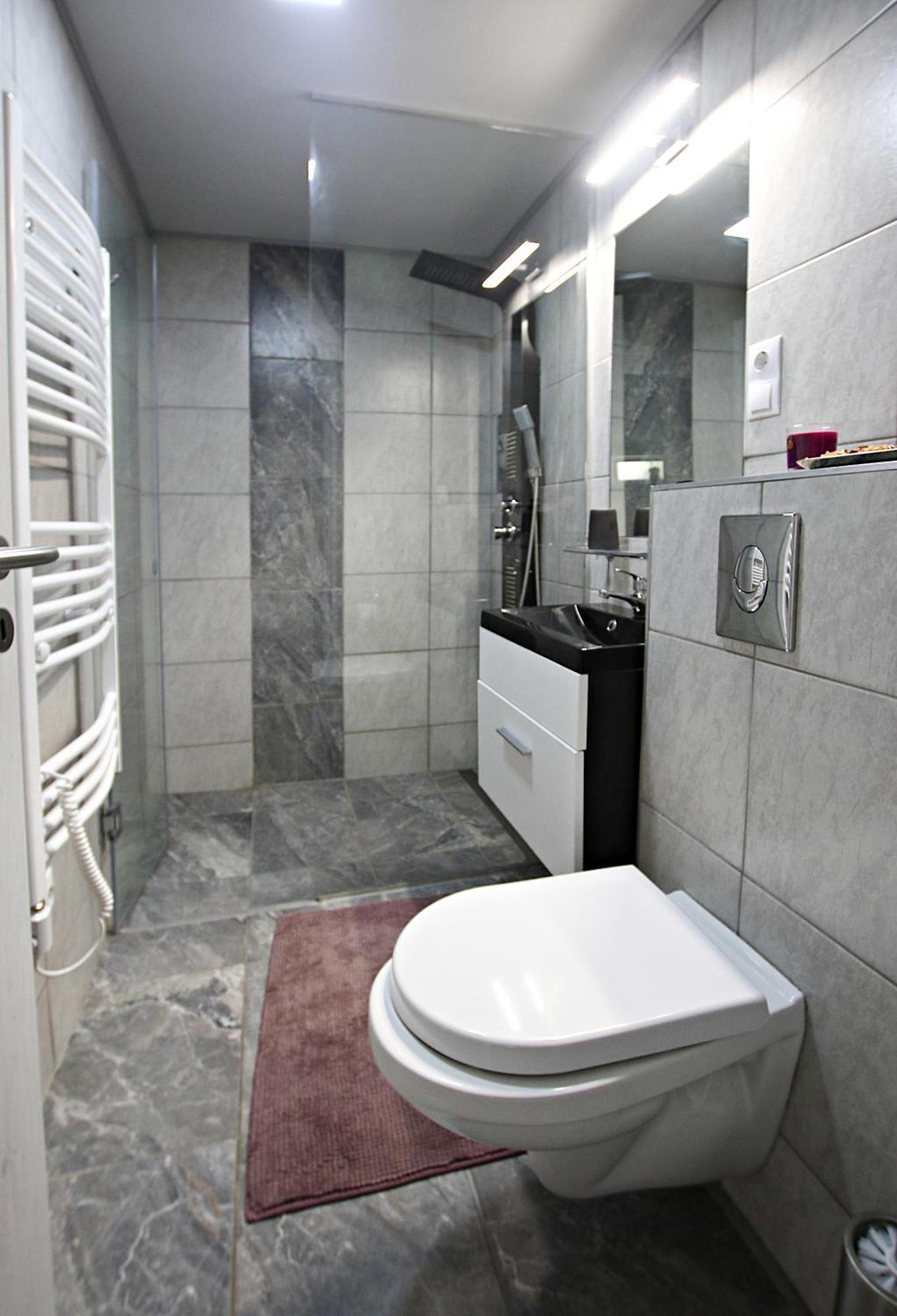 Muveszhaz Apartman Balatonfured Exterior photo